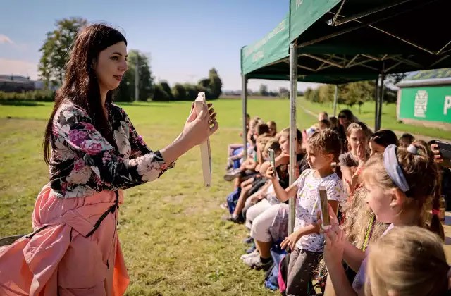 Pszczelara - Akademia Pszczoły Bohatera